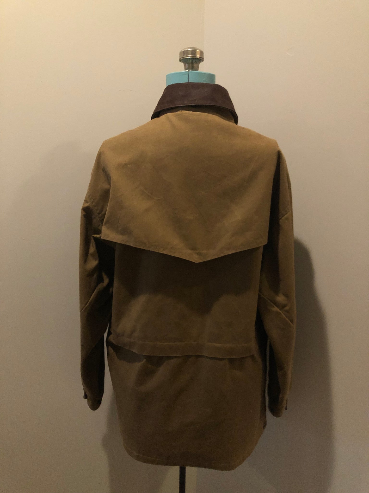 egyptisk inden længe Regn Vintage Australian Outback Oilskin Jacket, Made in Canada SOLD – KingsPIER  vintage