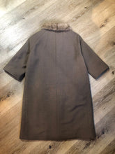 Load image into Gallery viewer, Vintage 1940s/ 1950s Monarch Wool Coat in taupe with ¾ sleeve and fur trimmed princess collar. Large covered buttons, satin lining, empire waist and handwarmer pockets. Fits like a medium - Kingspier Vintage
