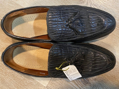 Kingspier Vintage - Black Seal Skin Textured Tassel Loafers by Hartt - Sizes: 8.5M 10.5W 41-42EURO, Made in Canada, Extra Quality Actraguard II Leather Soles, Rubber Heels, Genuine Leather Insoles