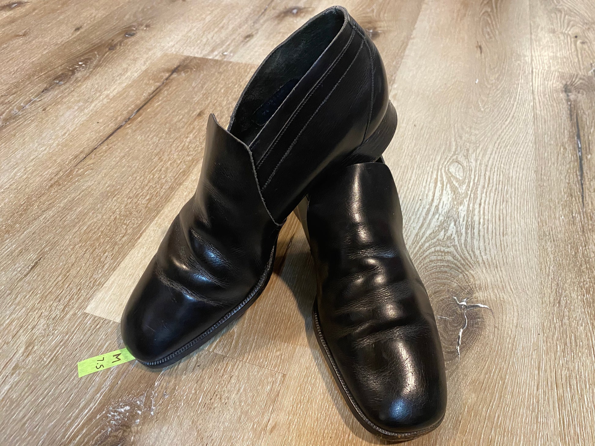 Kingspier Vintage - Black Heythrop II Plain Toe Demi-Boots by Crockett &amp; Jones Northampton - Sizes: 7.5M 9W 40-41EURO, Made in England, Leather Soles