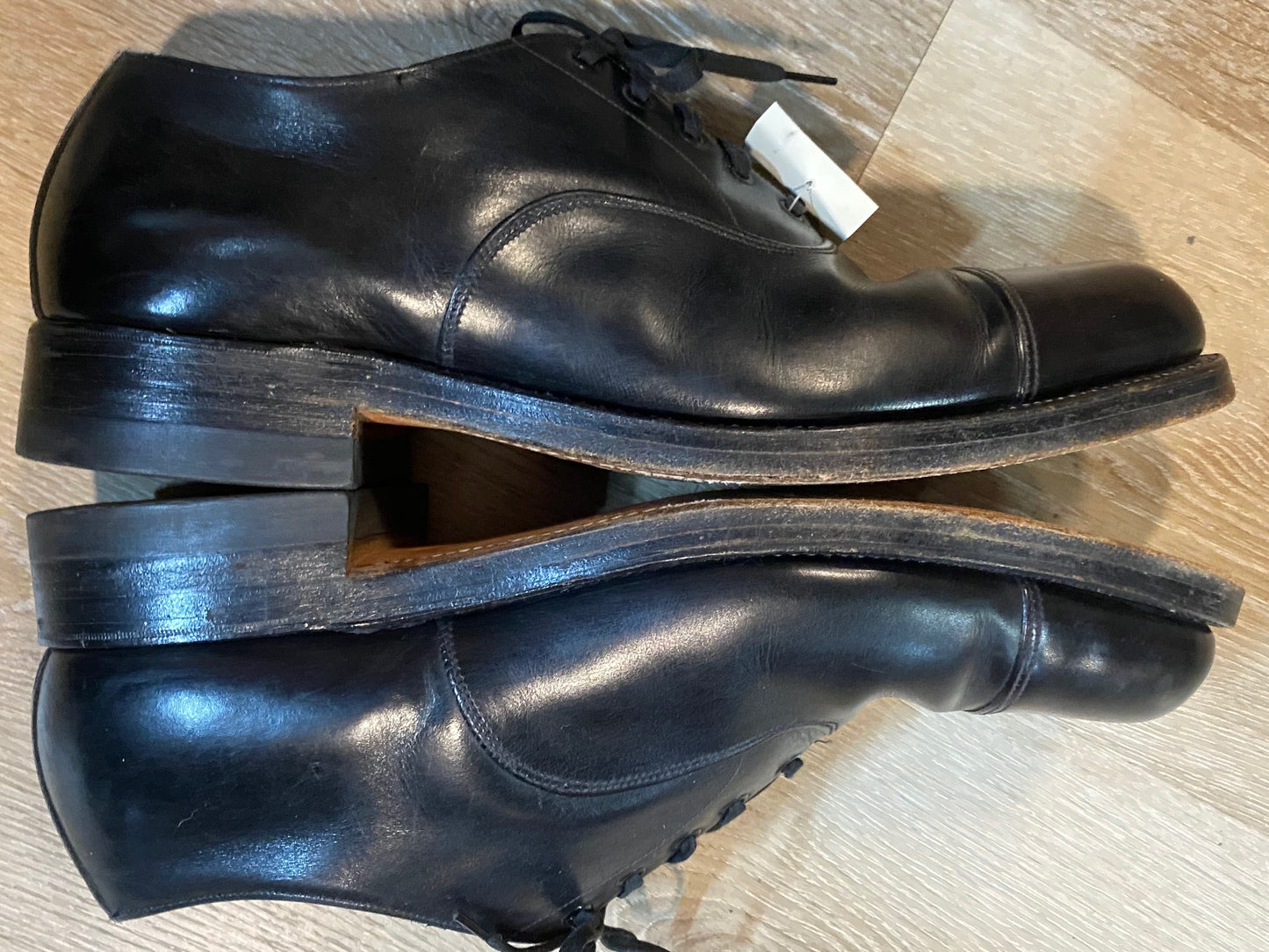 Kingspier Vintage - Black Leather Captoe Oxfords by The Hartt Shoe - Sizes: 9M 11W 42EURO, Made in Canada, Custom Grade Leather Soles, Rubber Heels