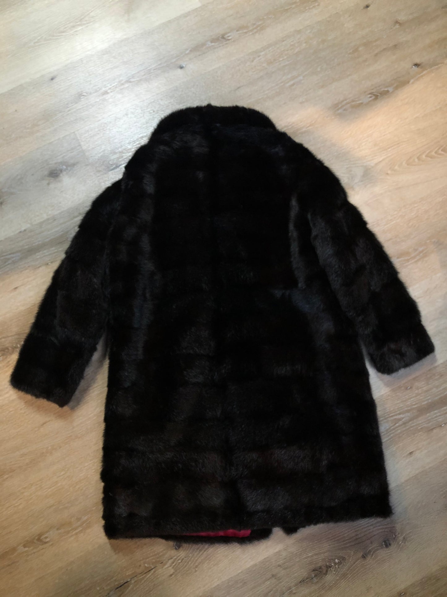 Kingspier Vintage - Vintage dark brown double breasted fur coat with red lining, button closures, pockets and on inside pocket. Fur type unknown. Size small.