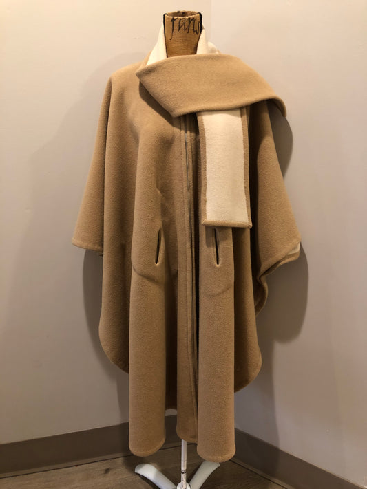 Kingspier Vintage - Camel coloured cape with attached scarf, zipper closure, pockets and inside pockets.