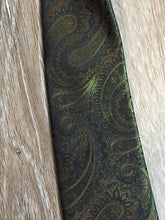 Load image into Gallery viewer, Kingspier Vintage - Abbey 100% polyester green, gold and black paisley print tie.

Length: 53” 
Width: 2.5” 

This tie is in excellent condition.
