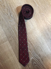 Load image into Gallery viewer, Kingspier Vintage - Gentry 100% Terylene tie with burgundy, white and black pattern.

Length: 56” 
Width: 2.25” 

This tie is in excellent condition.
