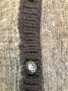 Kingspier Vintage - J.Jill wool blend Lopi style button cardigan in brown and cream.

Shoulder to shoulder - 15”
Shoulder to wrist - 23”
Under sleeve - 17.5”
Chest - 20”
Arm to hem - 13.5”
Bottom hem - 20”

*All items have been laid flat to measure.

This sweater is in excellent condition.