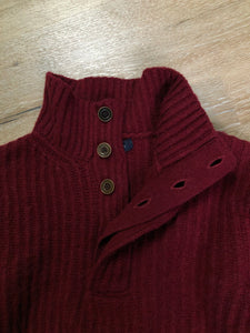 Kingspier Vintage - Burgundy mantles quarter button down lambswool and cashmere blend Sweater. 95% lamb and 5% cashmere. Size medium. 
