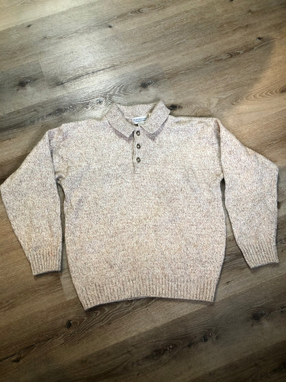 Kingspier Vintage - Northwoods wool and cotton blend sweater in beige. Made in Canada. Size medium.
