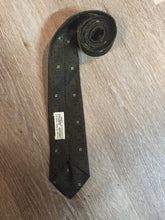 Load image into Gallery viewer, Kingspier Vintage - Superba olive green and black 100% Dacron polyester tIe.

Length: 55” 
Width: 2.75” 

This tie is in excellent condition.
