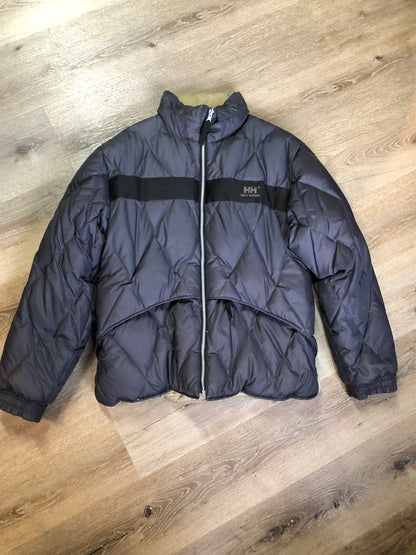 Kingspier Vintage - Helly Hansen reversible charcoal and beige down-filled puffer jacket. This jacket is quilted with zipper closure and zip pockets on both sides. Size Large.