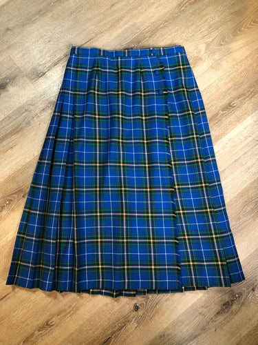 Kingspier Vintage - Bonda Nova Scotia tartan 100% wool kilt with fabric buttons and fringed over skirt. Made in Yarmouth, Nova Scotia, Canada. Size 12.