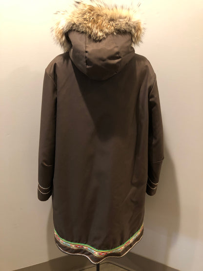 Vintage Inuvik Sewing Company brown 100% pure wool parka.  This parka features a cotton/ polyester blend storm shell with embroidered details, a fur trimmed hood, zipper closure, patch pockets, satin lining and a snowshoeing design in felt applique. Made in northern Canada - Kingspier Vintage