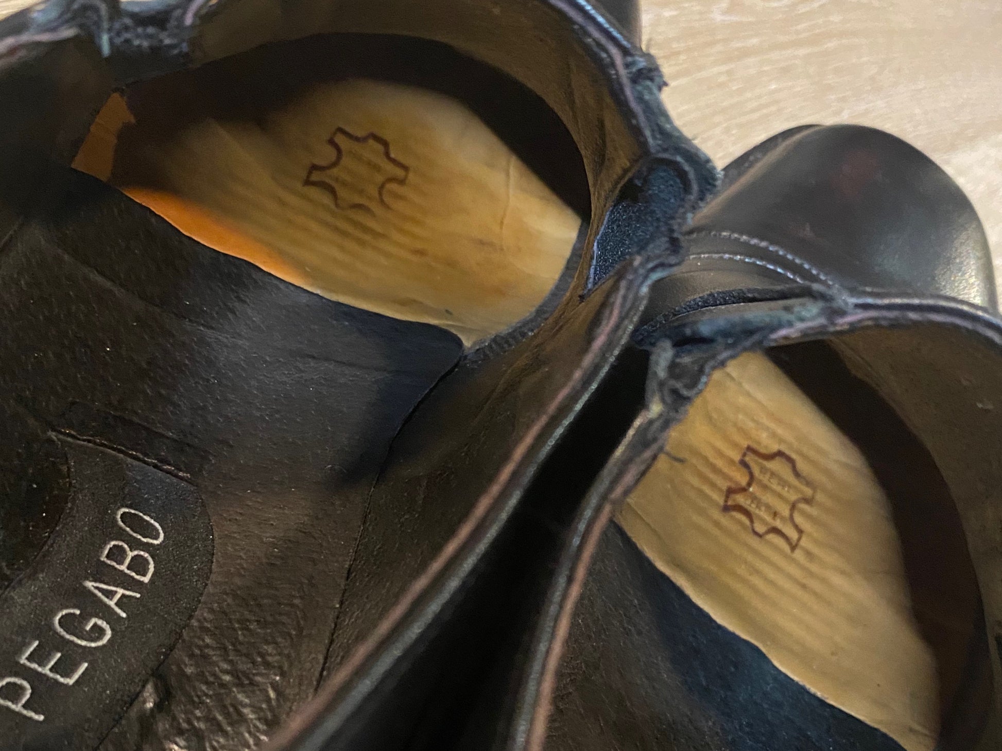 Kingspier Vintage - Black Vero Cuoio Cap Toe Loafers by Pegabo - Sizes: 8M 10W 41EURO, Made in Italy, Real Leather Insoles, Leather and Rubber Soles