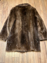 Load image into Gallery viewer, Vintage beaver felt fur coat with leather buttons, two front pockets, one inside pockets, a satin lining and a GVH monogram.

Chest 44”
