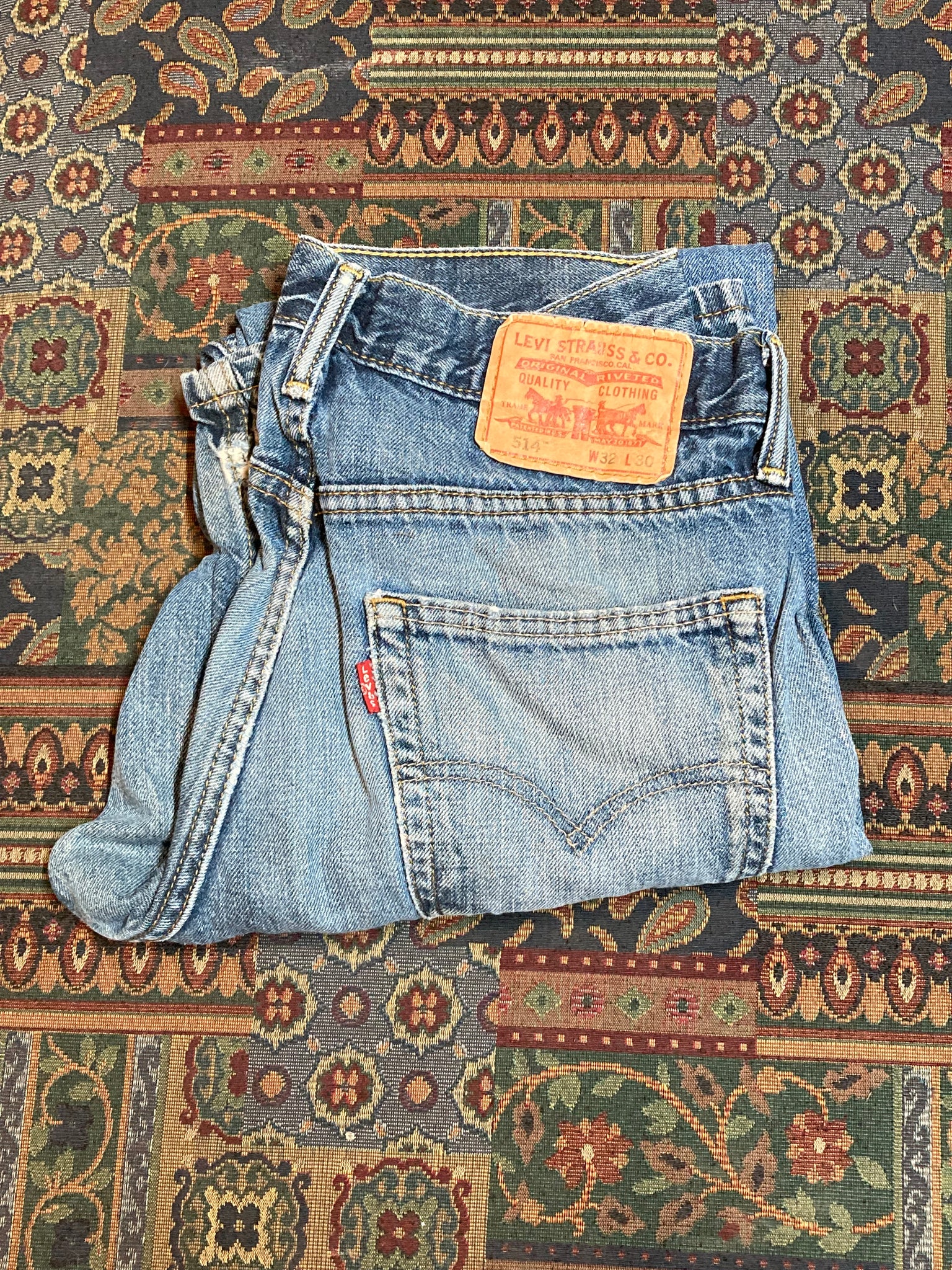 Levi's 514 - 32”x31 Vintage Red Tab Denim Jeans, Made in Mexico – KingsPIER  vintage