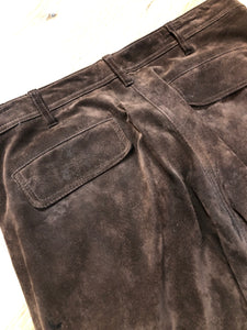 Kingspier Vintage - Danier brown suede straight leg cargo pants with snap closures, front and back pockets and side pockets