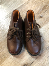 Load image into Gallery viewer, Kingspier Vintage - Fila brown leather boots.

 Size 8.5 Toddler

Shoes are in excellent condition.
