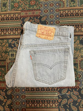 Load image into Gallery viewer, Levi’s 501 Vintage Red Tab Grey Denim Jeans - 31”x32”, Made in Canada - Kingspier Vintage
