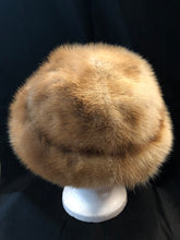 Load image into Gallery viewer, Kingspier Vintage - Vintage Christine Originals blonde fur roller hat. Interior lined in brown floral embroidered nylon mesh. Made in Montreal, Canada. Size small.

This hat is in excellent condition.
