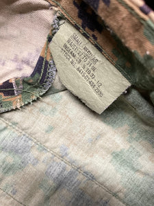 USMC Digital Camo Cargo Pants - 27-31”x29-32”, Made in USA - Kingspier Vintage