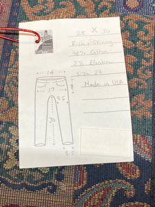 Kingspier Vintage - Rich and Skinny Denim Jeans - 28”x30”

Size 29

Low rise

Straight leg

Dark wash

98% Cotton/ 2% Elastane

Made in USA