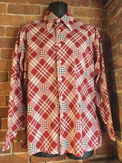 Kingspier Vintage - Mansport red, white and black checkerboard/ stripe and diamond pattern button up shirt. Cotton blend shirt. Mens size large.
