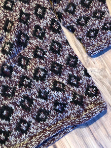 Kingspier Vintage - Vintage Casbah Imports 100% wool crewneck sweater in burgundy, black and grey design.

Made in Ecuador.
Size large.