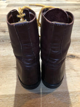 Load image into Gallery viewer, Kingspier Vintage - Dark Brown 10 eyelet lace up boot with suede lining.

Size 11.5 men’s 

