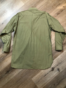 Kingspier Vintage - Vintage 1965 Military issue, beige button up shirt. Mens size medium.
