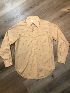 Kingspier Vintage - Vintage Arrow button up shirt in salmon, black, mustard and orange design. Made in Canada. Mens size medium.