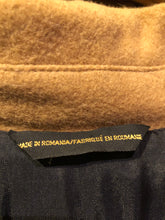 Load image into Gallery viewer, Kingspier Vintage - Vintage Braemar Petites wool blend shell in tan with removable fur trimmed hood,Thinsulate inner lining, button closures and two front pockets. Made in Romania. Size 10

