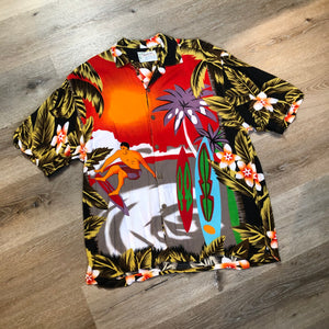 Kingspier Vintage - Thumbs Up Sportswear Hawaiian short sleeve button up shirt with multi colour surfing motif. Size medium mens.