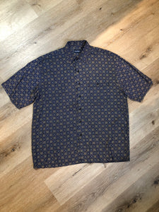 Kingspier Vintage - Puritan short sleeve button up shirt with blue, beige and black design. Size large mens.
