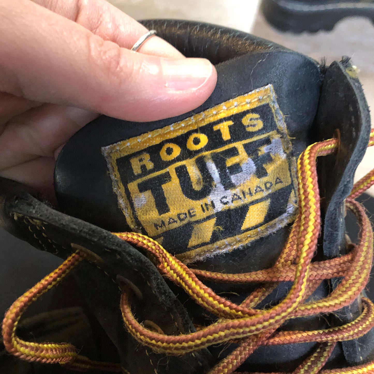 Kingspier Vintage - Roots Tuff hiking boots in black nubuck leather with padded ankle and thick sole.

Size 7 womens

The uppers and soles are in excellent condition.