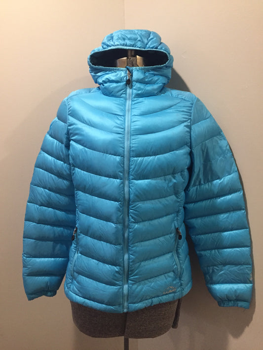 Kingspier Vintage - "LL Bean Down Tek Ultra Light blue jacket. Size medium.