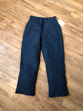 Load image into Gallery viewer, Kingspier Vintage - Vintage Snow Goose (first generation canada goose) down-filled navy ski pants with zip fly and front and back pockets.

Made in Canada, 
Size 30”x29”
