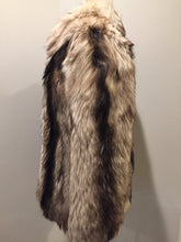 Load image into Gallery viewer, Kingspier Vintage - Unique fur coat c. 1980s, made in Hong Kong. Adult size small
