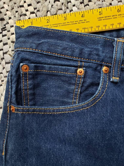 Kingspier Vintage - Levi's 501 - 40"x32" altered to 29" inseam_ red tab