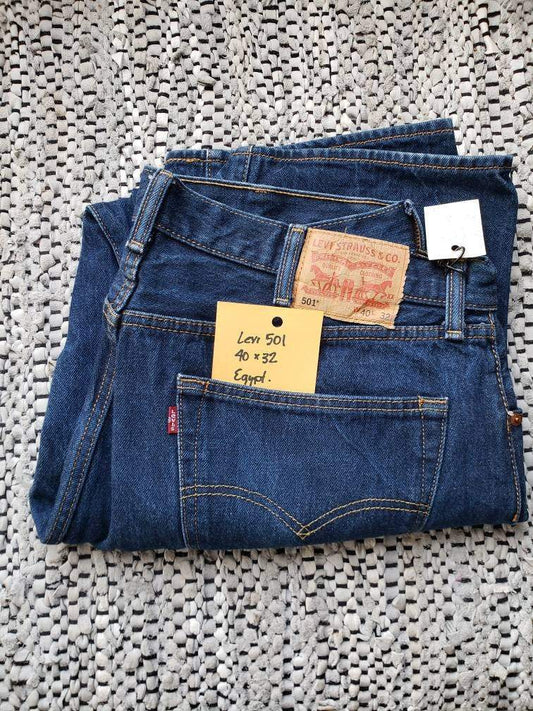 Kingspier Vintage - Levi's 501 - 40"x32" altered to 29" inseam_ red tab