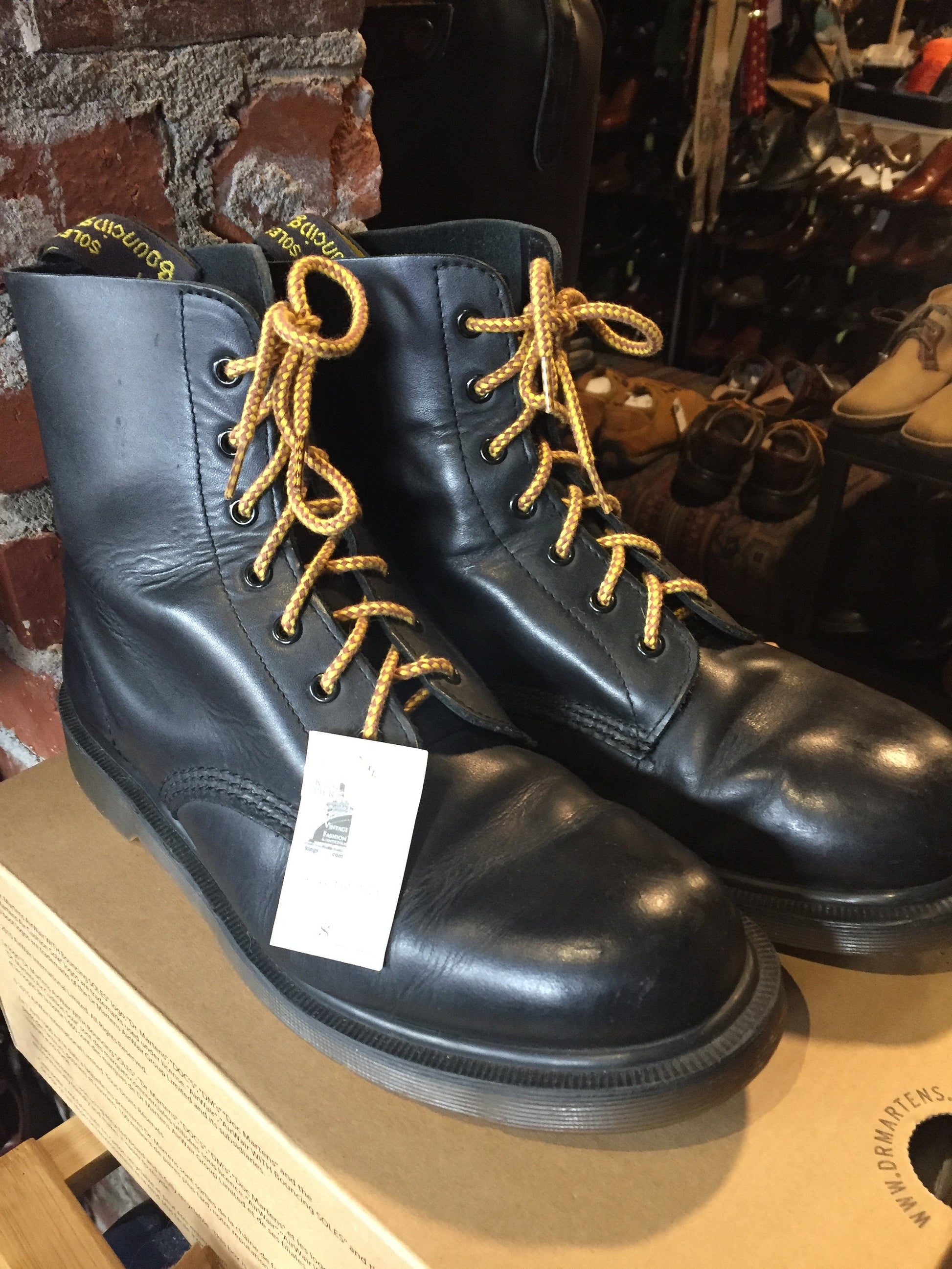 Kingspier Vintage - <p>Vintage seven eyelet Doc Martens <br>
Made in UK<br>
Black <br>
Size EU 42 <br>
*Some slight wear as seen in the third photo.</p>