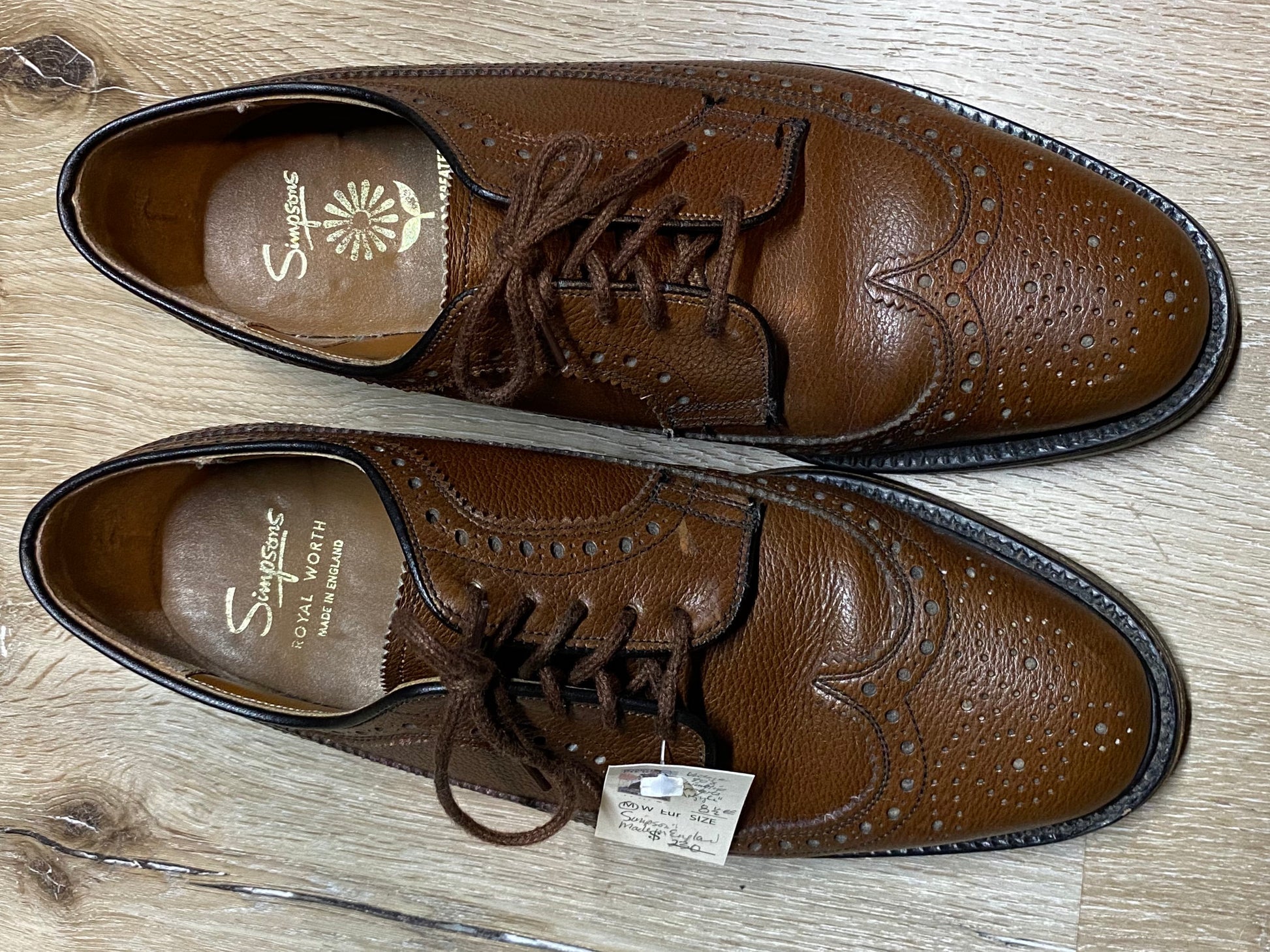 Kingspier Vintage - 1970s Simpsons Royal Worth Wingtip Brogue Exquisite pristine pebbled mahogany leather, Made in England, 8.5 EE