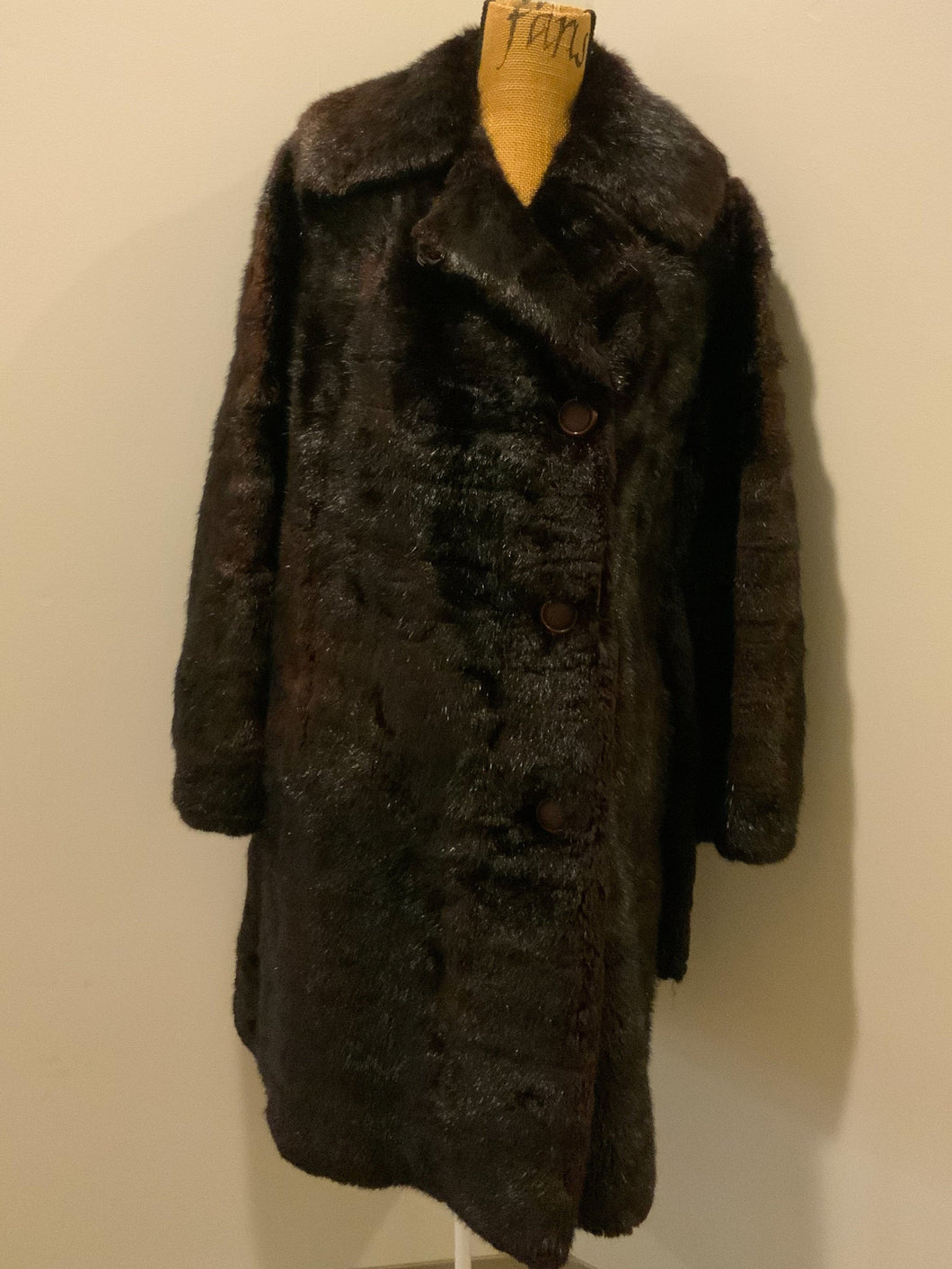 Kingspier Vintage - Vintage dark brown shorn beaver fur coat, “K” monogram embroidered on inside pocket, black lining with red and black foliage motif